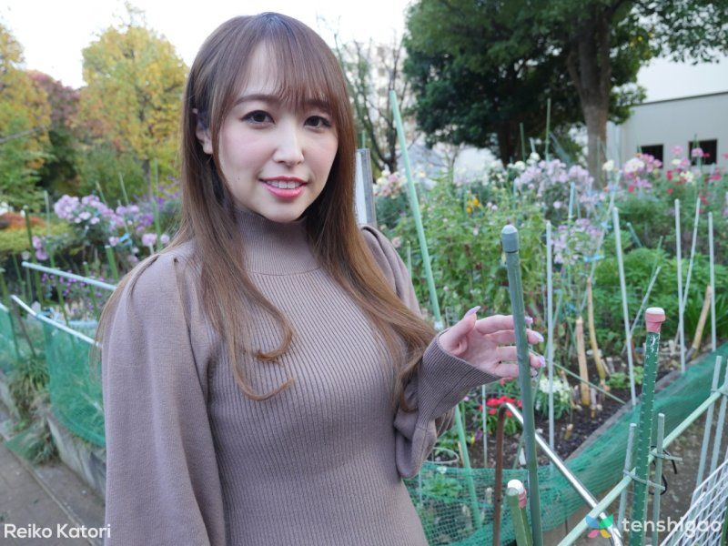 【無修正】吸い付きたくなる大きめ乳首と、肉感的ボディのレイコちゃんに中出し！