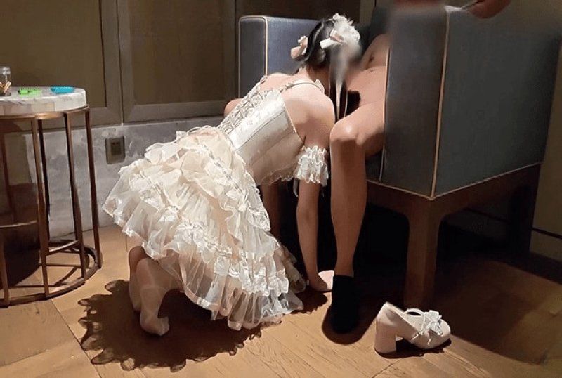 杏吧傳媒 和單男當面秀恩愛如此極品女友